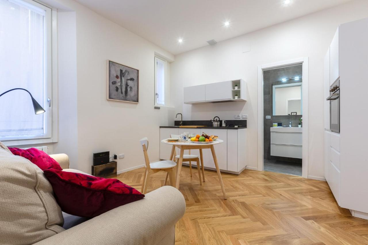 Bologna Piazza del Nettuno Apartment Esterno foto